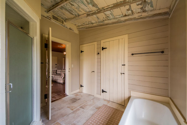 Cottonwood Lodge Master Bath, Rancho Madrono