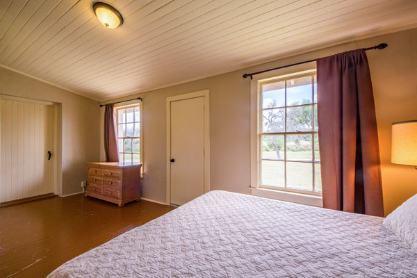 Master Bedroom, Cottonwood Lodge, Rancho Madrono, Pipe Creek, Texas